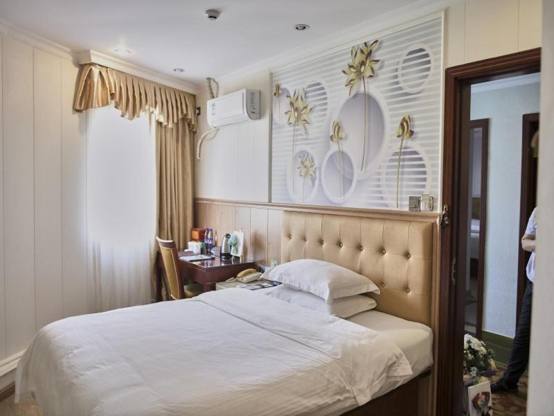 Greentree Inn Guangdong Foshan Longjiang North Fenghua Road Express Hotel Шуньдэ Экстерьер фото
