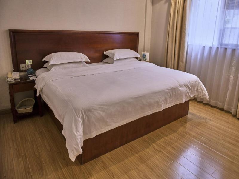Greentree Inn Guangdong Foshan Longjiang North Fenghua Road Express Hotel Шуньдэ Экстерьер фото