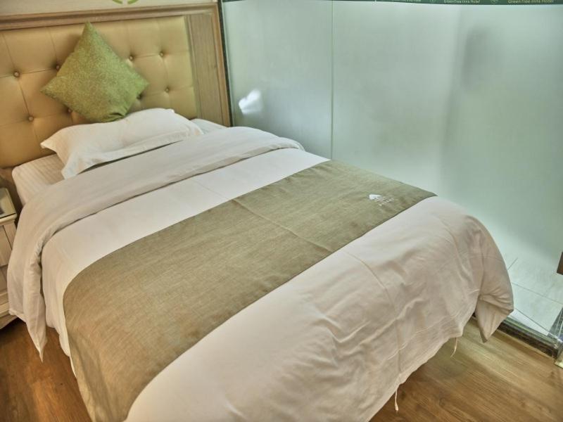 Greentree Inn Guangdong Foshan Longjiang North Fenghua Road Express Hotel Шуньдэ Экстерьер фото